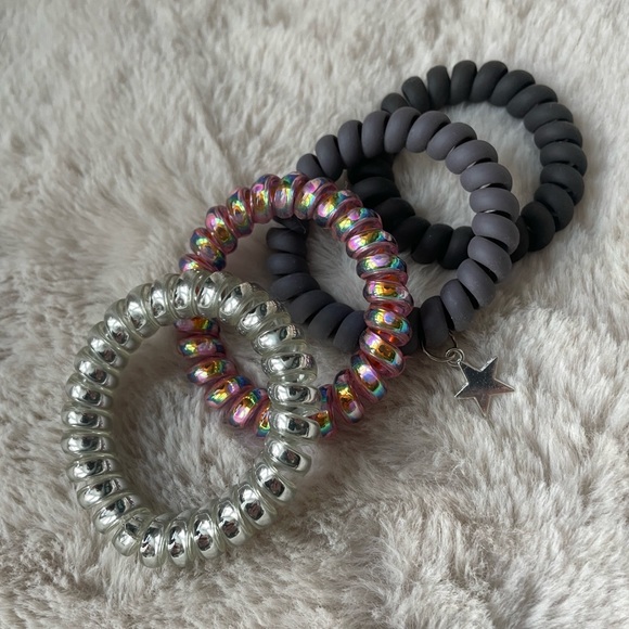 7 Miscellaneous Bracelets - Picture 4 of 5